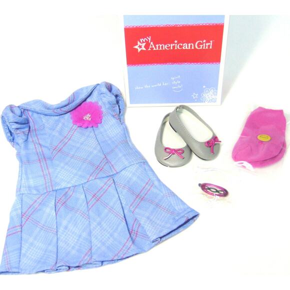 American Girl SWEET SCHOOL DRESS Outfit Doll Clothes Barrette Socks Shoes Box - Picture 3 of 9